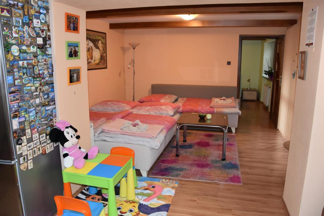 Dafinka Apartment Банска бистрица Екстериор снимка