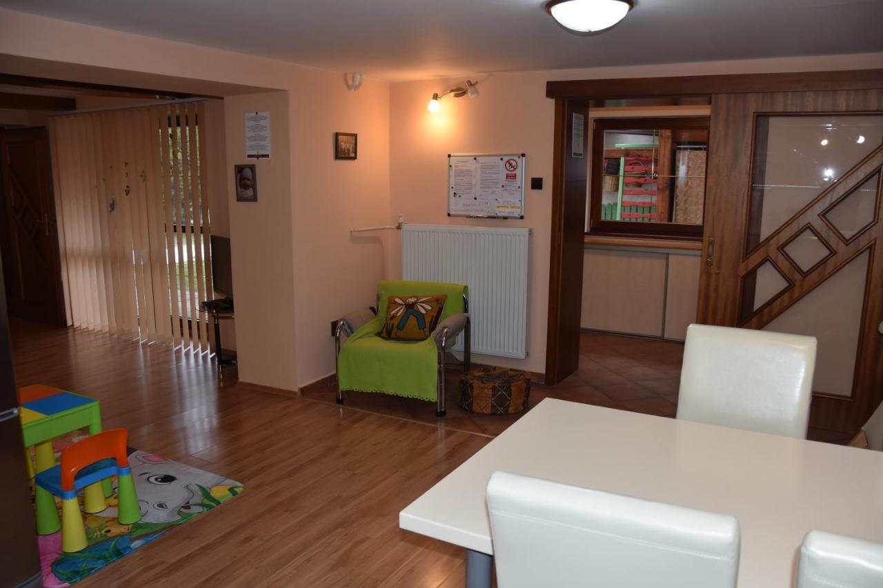Dafinka Apartment Банска бистрица Екстериор снимка