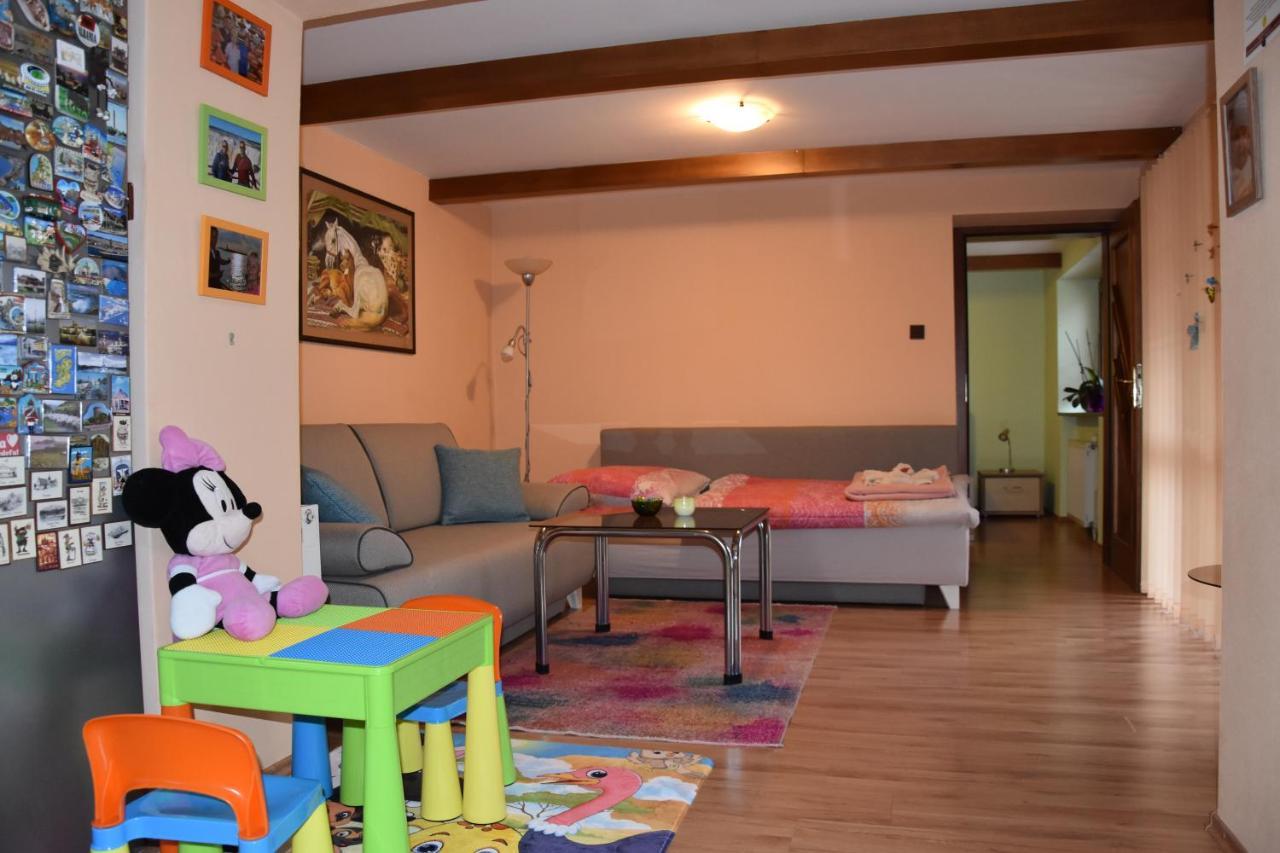 Dafinka Apartment Банска бистрица Екстериор снимка