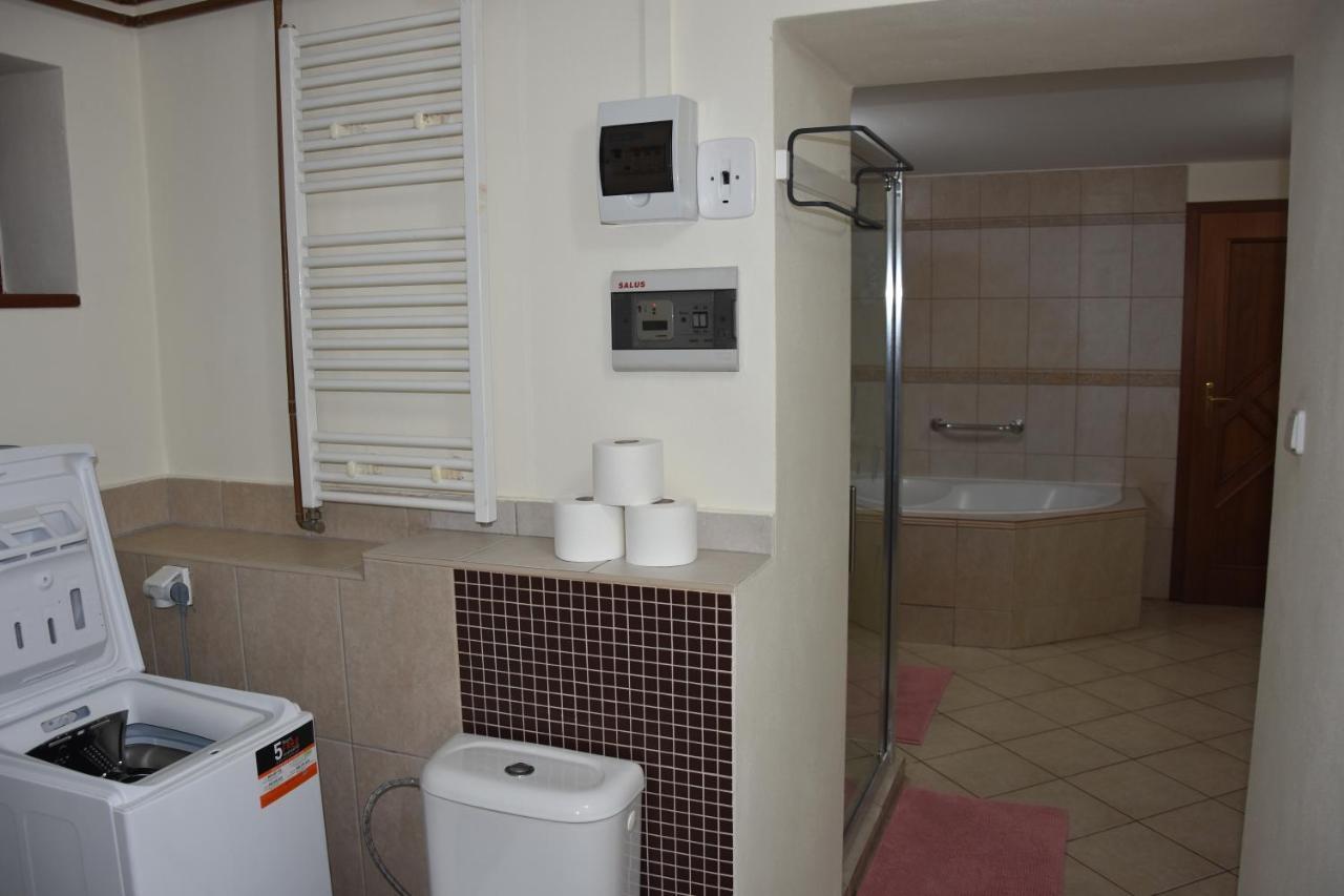 Dafinka Apartment Банска бистрица Екстериор снимка