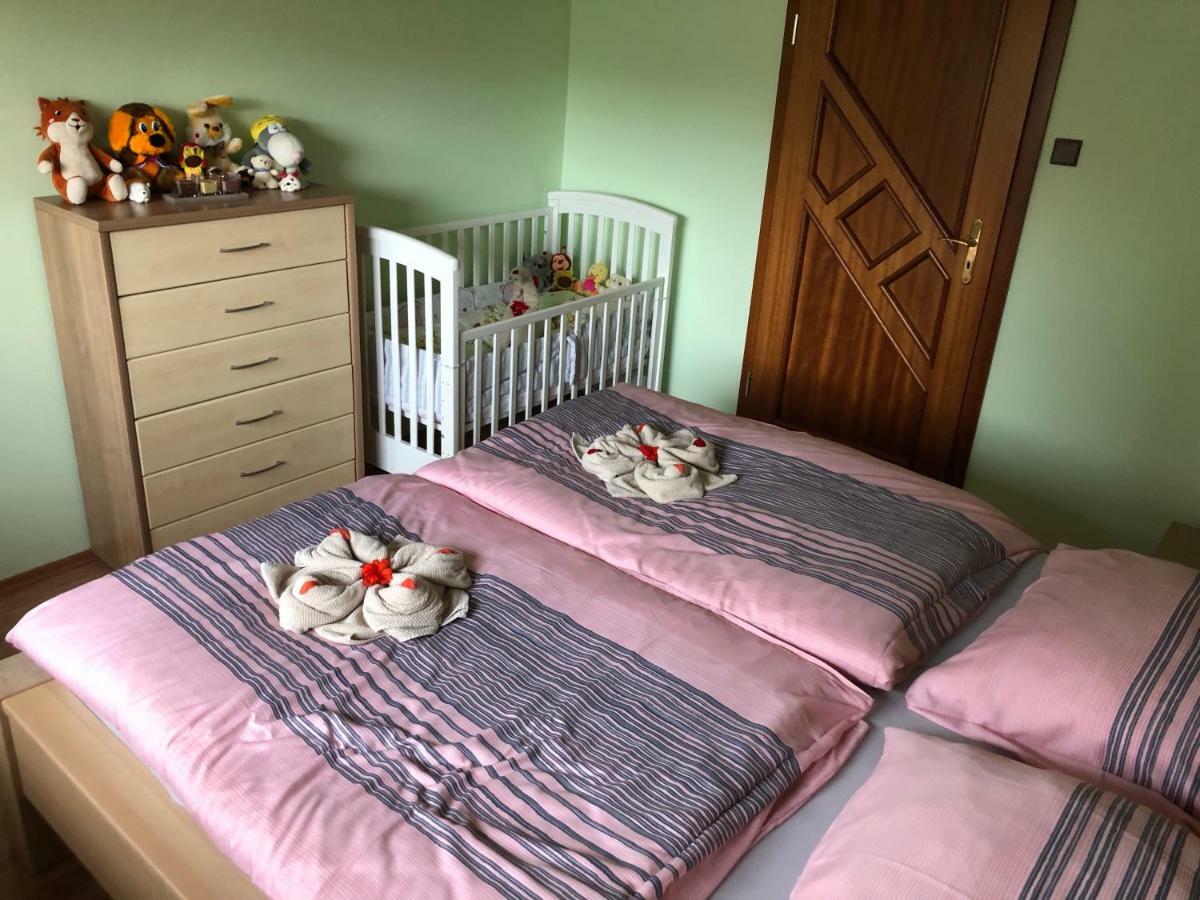 Dafinka Apartment Банска бистрица Екстериор снимка